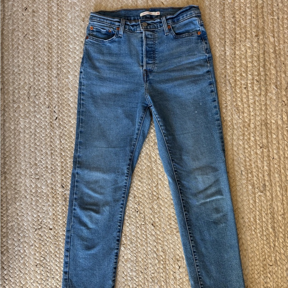 Levi’s “Wedgie Straight” Blue Denim Jeans